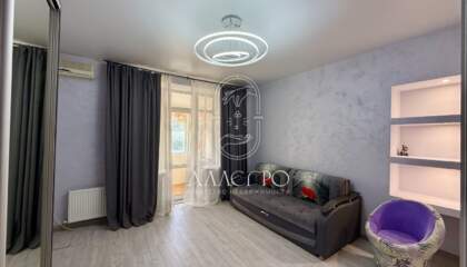4-к квартира, 100 м², 2/2 эт.