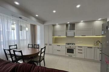 3-к квартира, 86 м², 8/10 эт.