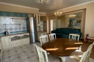 4-к квартира, 107 м², 14/16 эт.