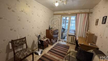 Комната, (всего 2 ком.), 54 м², 1/5 эт.