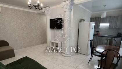 2-к квартира, 42 м², 1/2 эт.