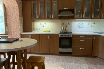 4-к квартира, 75 м², 4/9 эт.